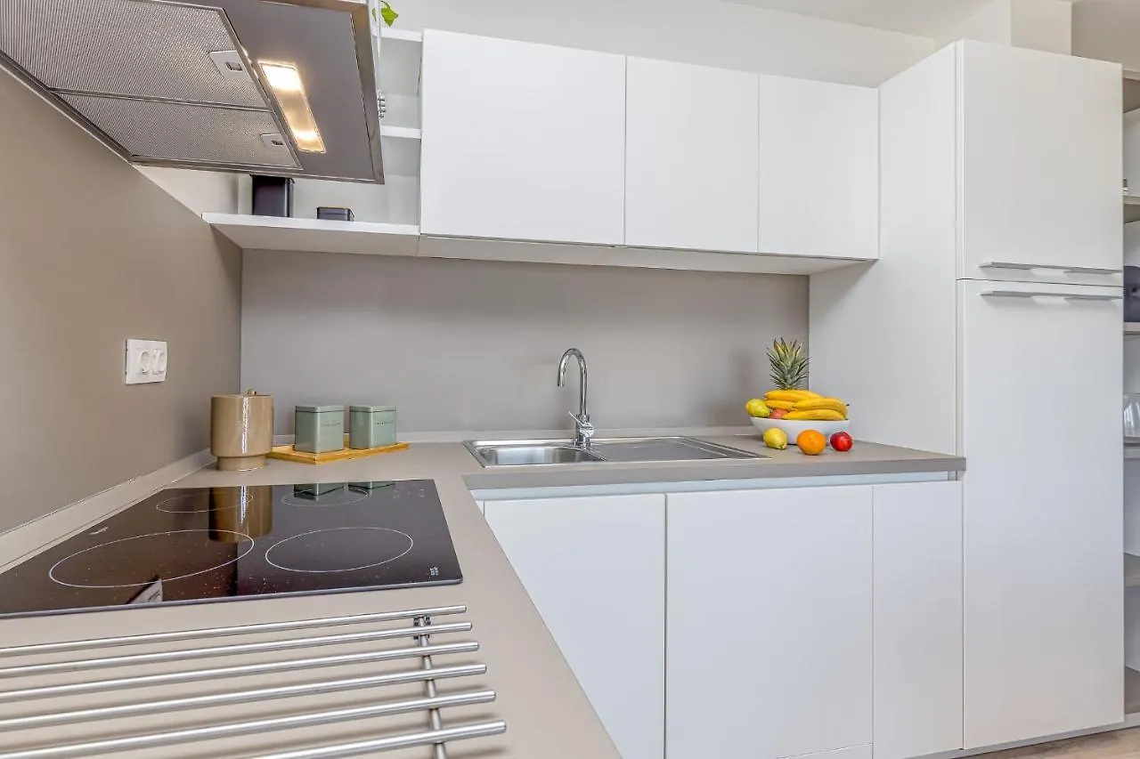 Apartment Stoja Pula 0*,